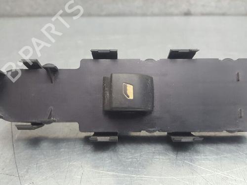 Used Right front window switch Right front window switch CITROËN C8 (EA_, EB_) 2.0 HDi (109 hp) 12719393 12719393
