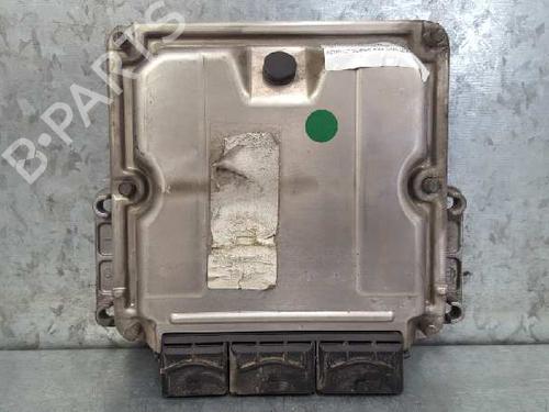 Used Engine control unit (ECU) RENAULT SCÉNIC I MPV (JA0/1_, FA0_) 1.9 dCi RX4 (102 hp) 12813145