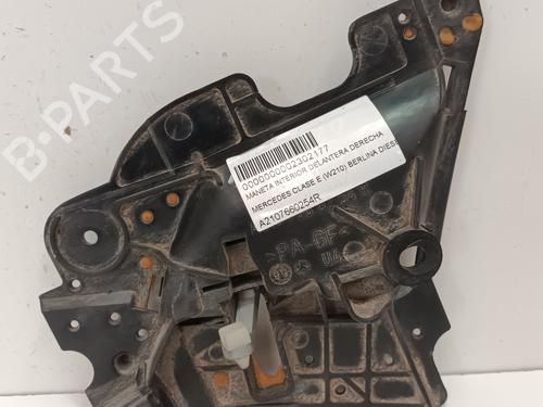 Front right interior door handle MERCEDES-BENZ E-CLASS (W210) E 300 Turbo-D (210.025) | BP12750625I14 