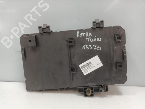Fuse box OPEL ASTRA H TwinTop (A04) | BP33721954E1 - Image 3