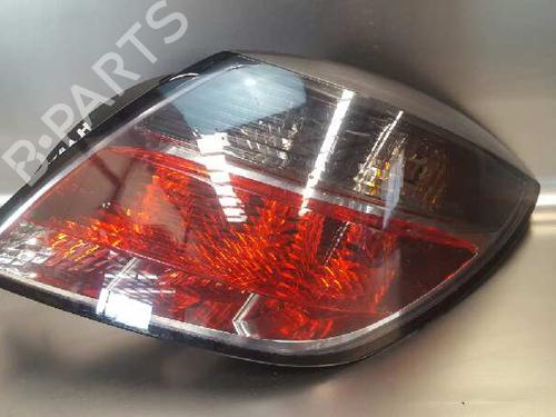 Right taillight OPEL ASTRA H (A04) 1.3 CDTI (L48) (90 hp) 12742924