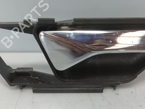 Used Front right interior door handle MERCEDES-BENZ 124 Saloon (W124) 200 D (124.120) (75 hp) 32031668