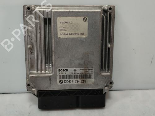 Used Engine control unit (ECU) Engine control unit (ECU) BMW 5 (E60) 530 d (218 hp) 32337752 32337752