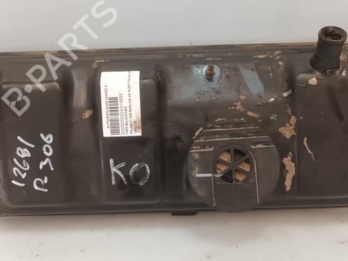 Used Valve cover PEUGEOT 306 (7B, N3, N5) 1.4 SL (75 hp) 29256986