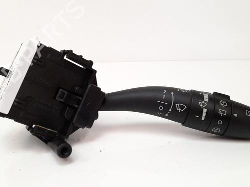Used Steering column stalk HYUNDAI i30 Estate (FD) 1.4 (109 hp) 12774780