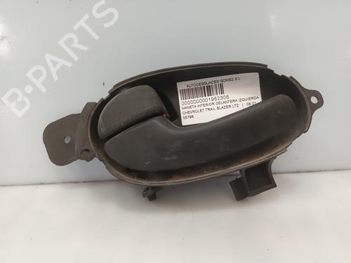Used Front left interior door handle CHEVROLET TRAILBLAZER (KC_) 4.2 AWD (273 hp) 29255694