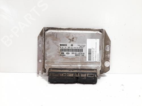 Used Engine control unit (ECU) KIA CARENS II MPV (FJ) 2.0 CRDi (113 hp) 12781699