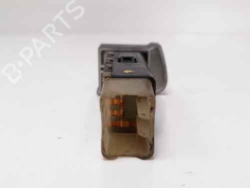 Switch CHEVROLET REZZO MPV (U100) 2.0 | BP12776711I30 