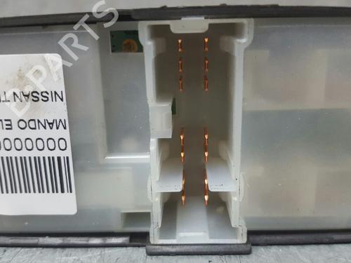 Right front window switch NISSAN TERRANO II (R20) 2.7 TDi 4WD | BP12754627I26 