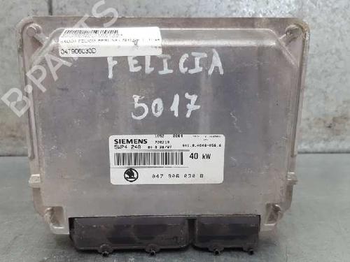 Steuergerät Motor SKODA FELICIA I (6U1) 1.3 (54 hp) 12714035