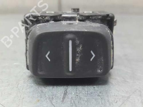 Used Left front window switch DACIA SANDERO II [2012-2026]  12850937