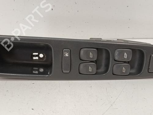 Used Left front window switch VOLVO S40 I (644) 1.9 DI (115 hp) 13456821