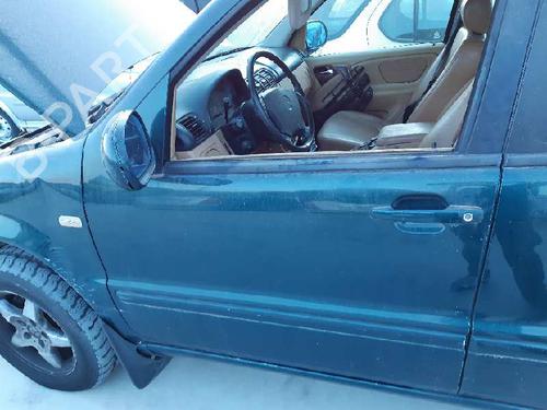 Dør venstre foran MERCEDES-BENZ M-CLASS (W163) ML 320 (163.154) (218 hp) 16438453