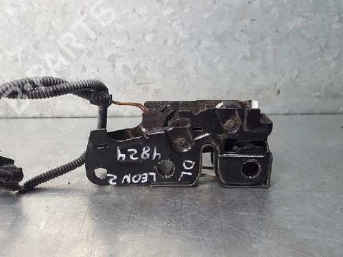 Hood lock SEAT LEON (1P1) 1.6 TDI | BP12712329C133 