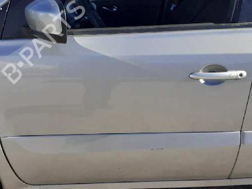 Used Left front door RENAULT KOLEOS I (HY_) 2.0 dCi (HY0K) (150 hp) 18971433