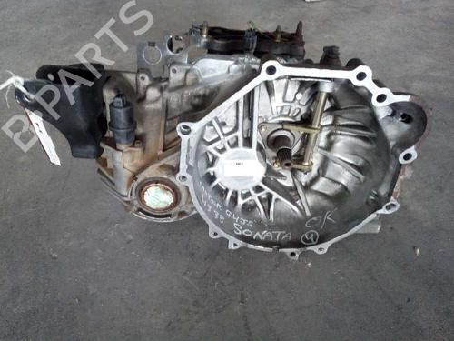 Used Gearbox HYUNDAI SONATA IV (EF) 2.0 16V (136 hp) 12705494