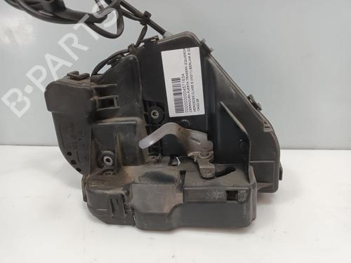 rear-left-lock-mercedes-benz-e-class-w211-2002-2003-2004-2005-2006-2007-2008-2009-34637642 main image