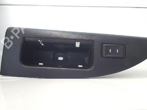 Used Right rear window switch Right rear window switch FORD MONDEO III Saloon (B4Y) 2.0 16V DI / TDDi / TDCi (90 hp) 12758423 12758423