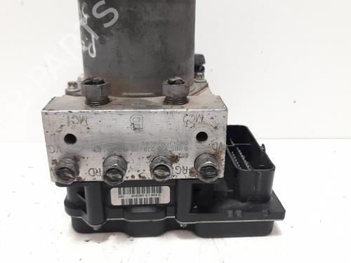 Used ABS pump PEUGEOT 407 (6D_) 2.0 16V (6DRFJC, 6DRFJE, 6DRFJF) (140 hp) 12718660