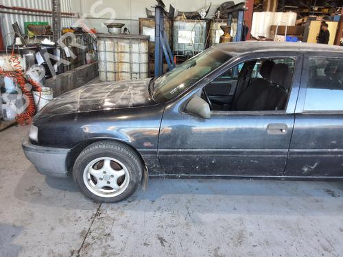 Right front window switch OPEL VECTRA A Hatchback (J89) 1.6 i Cat (F68, M68) | BP32164439I26