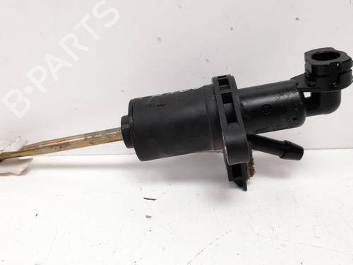 Used Clutch slave cylinder VW BORA I (1J2) 1.6 16V (105 hp) 13971162