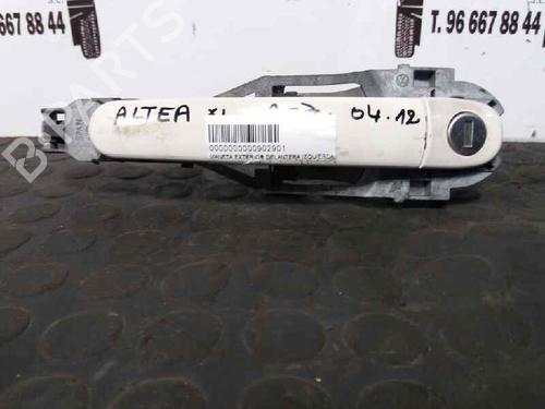 Used Front left exterior door handle SEAT ALTEA XL (5P5, 5P8) [2006-2015]  12815927