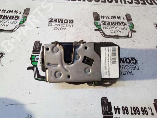 Used Front right lock OPEL ZAFIRA A MPV (T98) 2.0 DI 16V (F75) (82 hp) 12798969