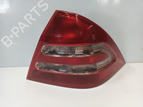 Used Right taillight Right taillight MERCEDES-BENZ C-CLASS (W203) C 220 CDI (203.006) (136 hp) 33177007 33177007