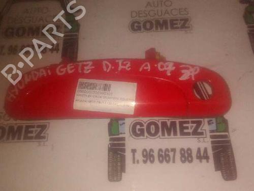 Used Front left exterior door handle HYUNDAI GETZ (TB) 1.1 (63 hp) 12797381