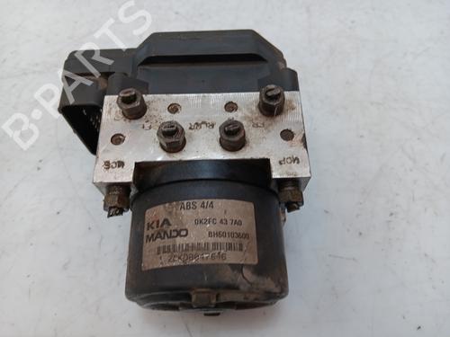 ABS pump KIA CARENS II MPV (FJ) 1.6 | BP24821935M43 