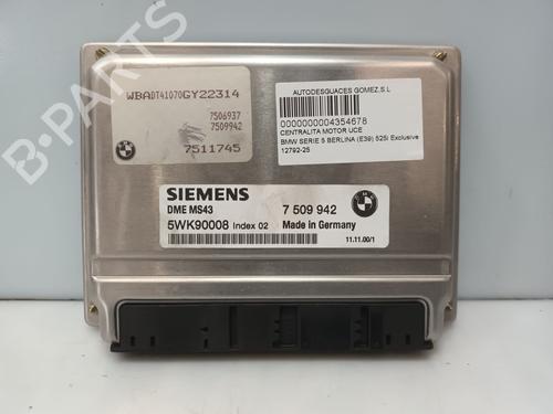 Centralina do motor BMW 5 (E39) 525 i (192 hp) 31320121