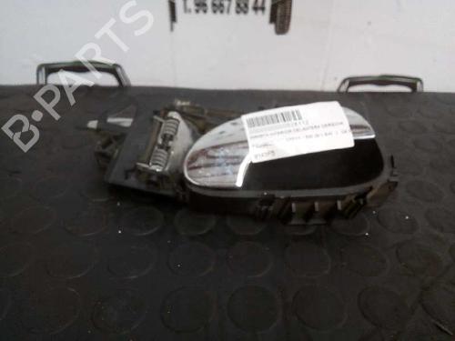 Used Front right interior door handle Front right interior door handle 12803630 12803630