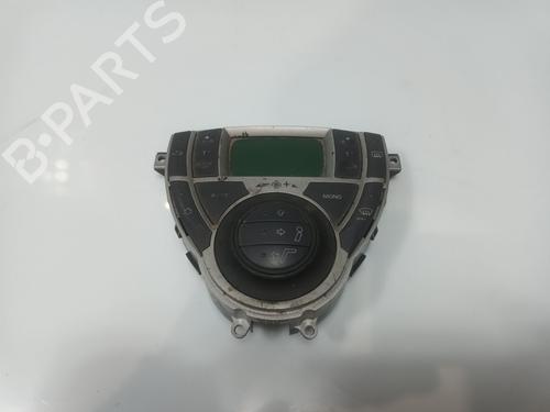 climate-control-peugeot-807-eb_-2002-32744259 main image