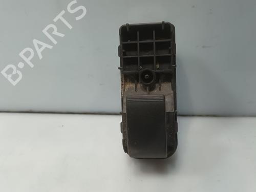 Interrupteur de vitre arrière droite MAZDA 3 (BL) 1.6 MZR (BL14) (105 hp) 30628244