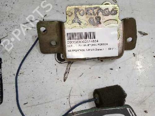Used Tailgate lock KIA SPORTAGE SUV (K00) 2.0 4WD (118 hp) 12692698