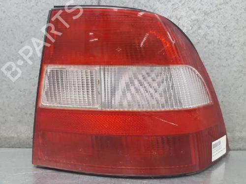 Used Right taillight OPEL VECTRA B (J96) 2.0 DTI 16V (F19) (101 hp) 12732273