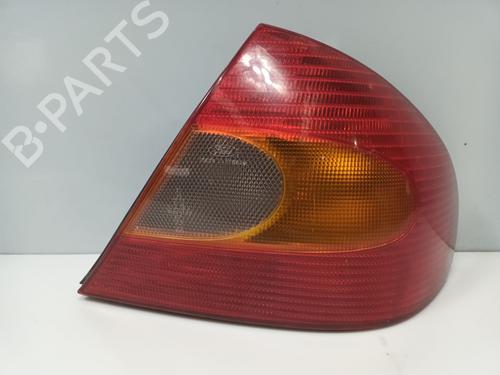 Used Right taillight Right taillight FORD MONDEO II (BAP) 1.8 TD (90 hp) 33175365 33175365