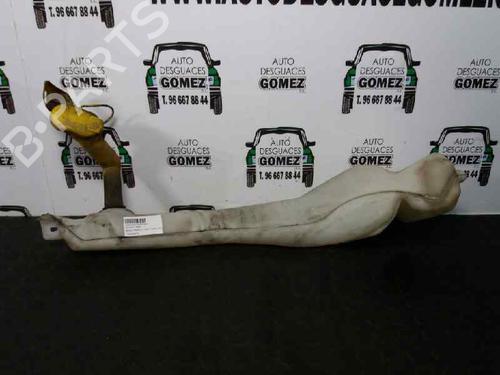 Used Windscreen washer tank RENAULT MEGANE I Classic (LA0/1_) 1.4 16V (LA0D, LA1H, lA0W, LA10) (95 hp) 12815577