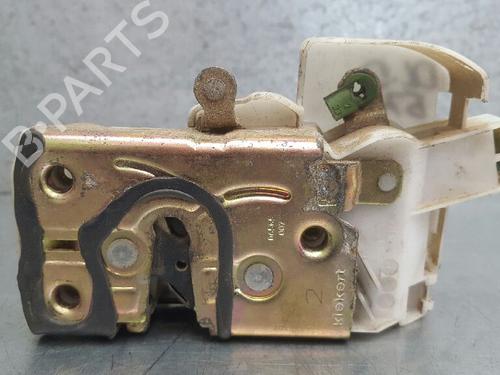 Front right lock TOYOTA AVENSIS (_T22_) 1.8 i (AT221_, AT221R) | BP12724089C97 