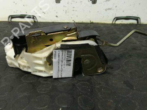 Used Front left lock MITSUBISHI PAJERO III (V7_W, V6_W) 3.2 Di-D (V68W, V78W) (165 hp) 12692405