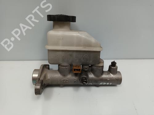 Used Brake master cylinder KIA CERATO I Hatchback (LD) 2.0 (143 hp) 20979066