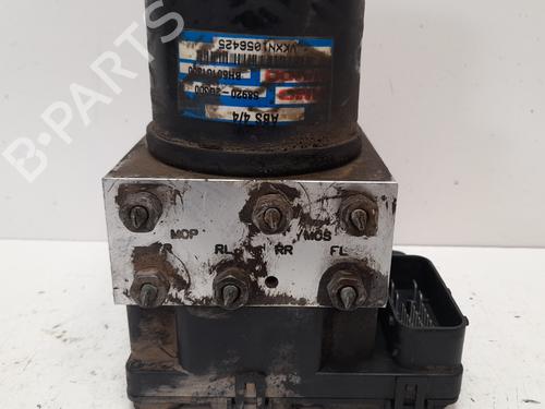 Used ABS pump HYUNDAI ELANTRA III Saloon (XD) 1.6 (105 hp) 12794562
