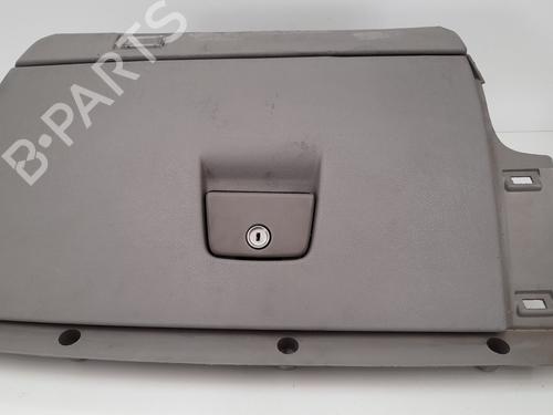 Used Glove box VOLVO V50 (545) 2.0 D (136 hp) 12762001