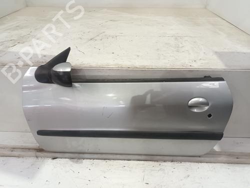 Used Left front door PEUGEOT 206 CC (2D) 1.6 16V (2DNFUF, 2DNFUR) (109 hp) 29427050