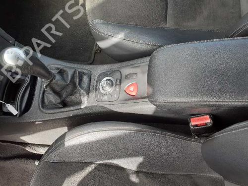 Right front steering knuckle RENAULT LAGUNA II Grandtour (KG0/1_) 2.2 dCi (KG0F, KG1N) | BP18642305M26 