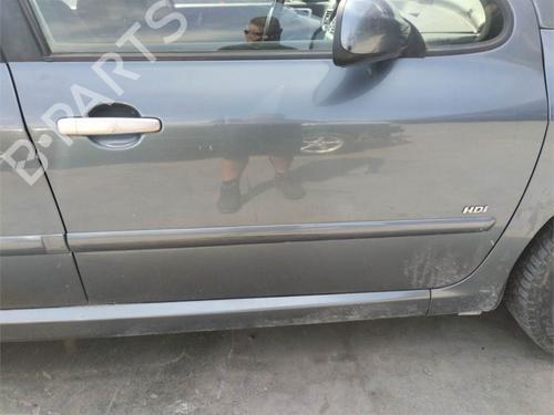 Used Right front door Right front door 38727449 38727449