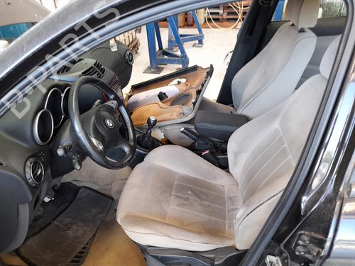 Blinklys fortil højre ALFA ROMEO 147 (937_) 1.9 JTDM (937.AXD1A, 937.AXV1A, 937.BXB1A) | BP12775647C33 