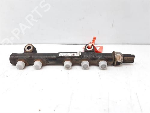 Used Injection rail Injection rail 38288037 38288037