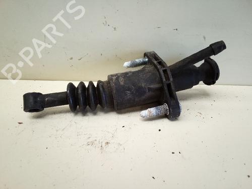 Used Clutch slave cylinder MERCEDES-BENZ A-CLASS (W168) A 140 (168.031, 168.131) (82 hp) 13966625