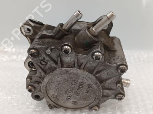 vacuum-pump-audi-a4-b5-8d2-1994-1995-1996-1997-1998-1999-2000-2001-32479130 main image